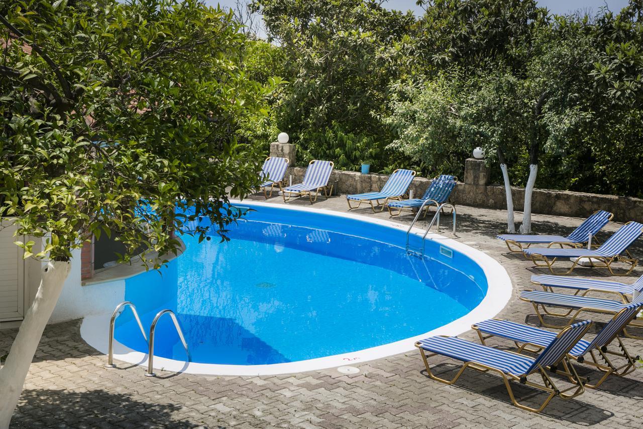 Vivian Apartments Vlachata エクステリア 写真